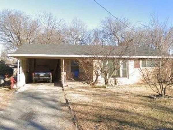 421 W Lamberth Road , Sherman, TX 75092