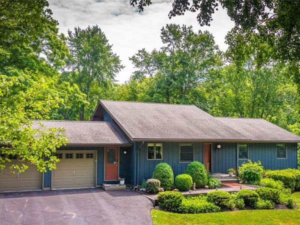 202 S Quaker Lane, Hyde Park, NY 12538