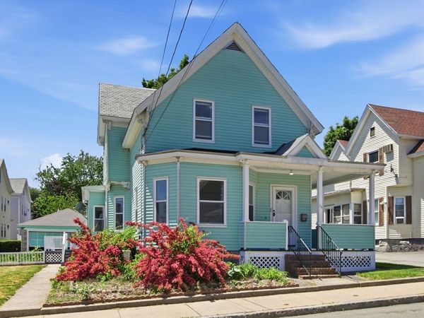 79 Warwick St, Lowell, MA 01851