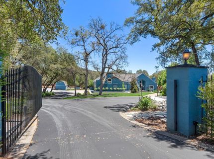 13480 Moss Rock Dr, Auburn, CA 95602 Photo