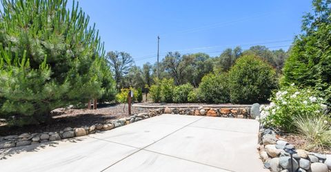 13480 Moss Rock Dr, Auburn, CA 95602 Photo