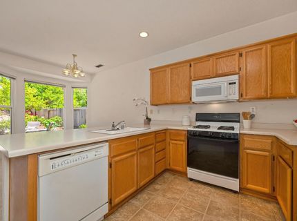 3807 Coldwater Dr, Rocklin, CA 95765 Photo