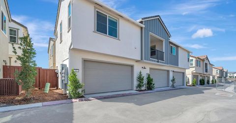 14545 Southpointe Dr #46, Unit 46, Folsom, CA 95630 Photo
