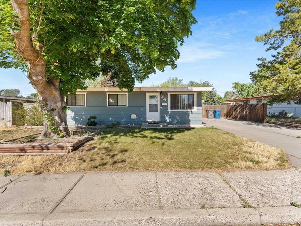 321 N 4th W, Mountain Home, ID 83647