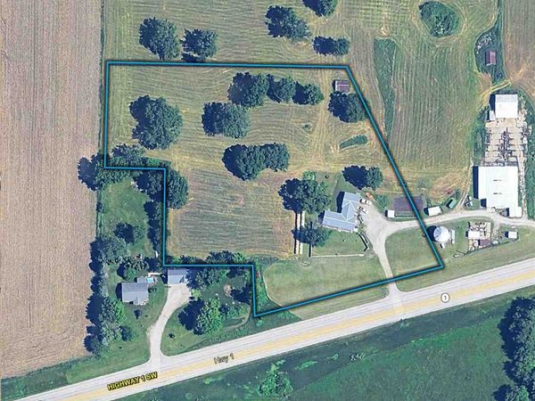 2502 Hwy 1, Iowa City, IA 52240