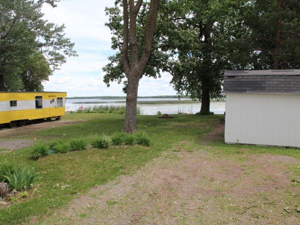 10538 Montgomery Avenue NW, Annandale, MN 55302