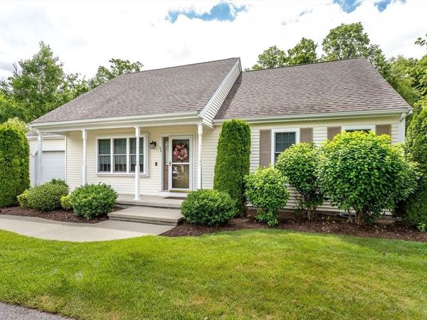 93 Brewster, Unit 93, Stoughton, MA 02072