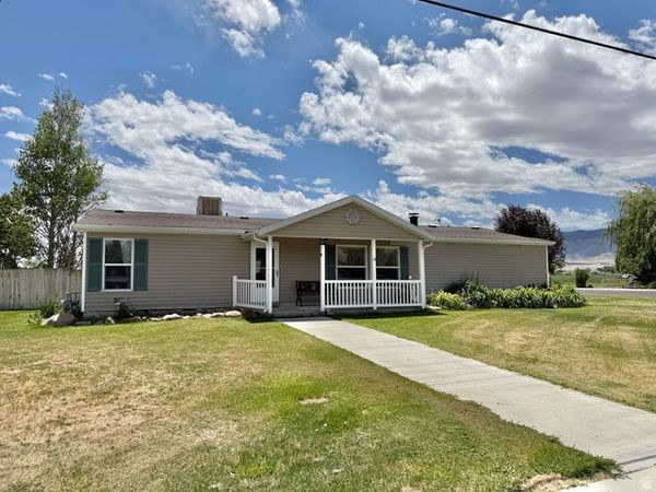 105 W 500 S, Ferron, UT 84523