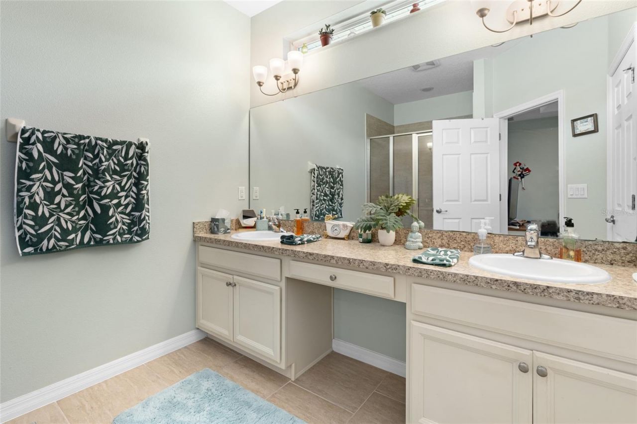 1231 Merion Drive , Mount Dora, FL 32757 Photo