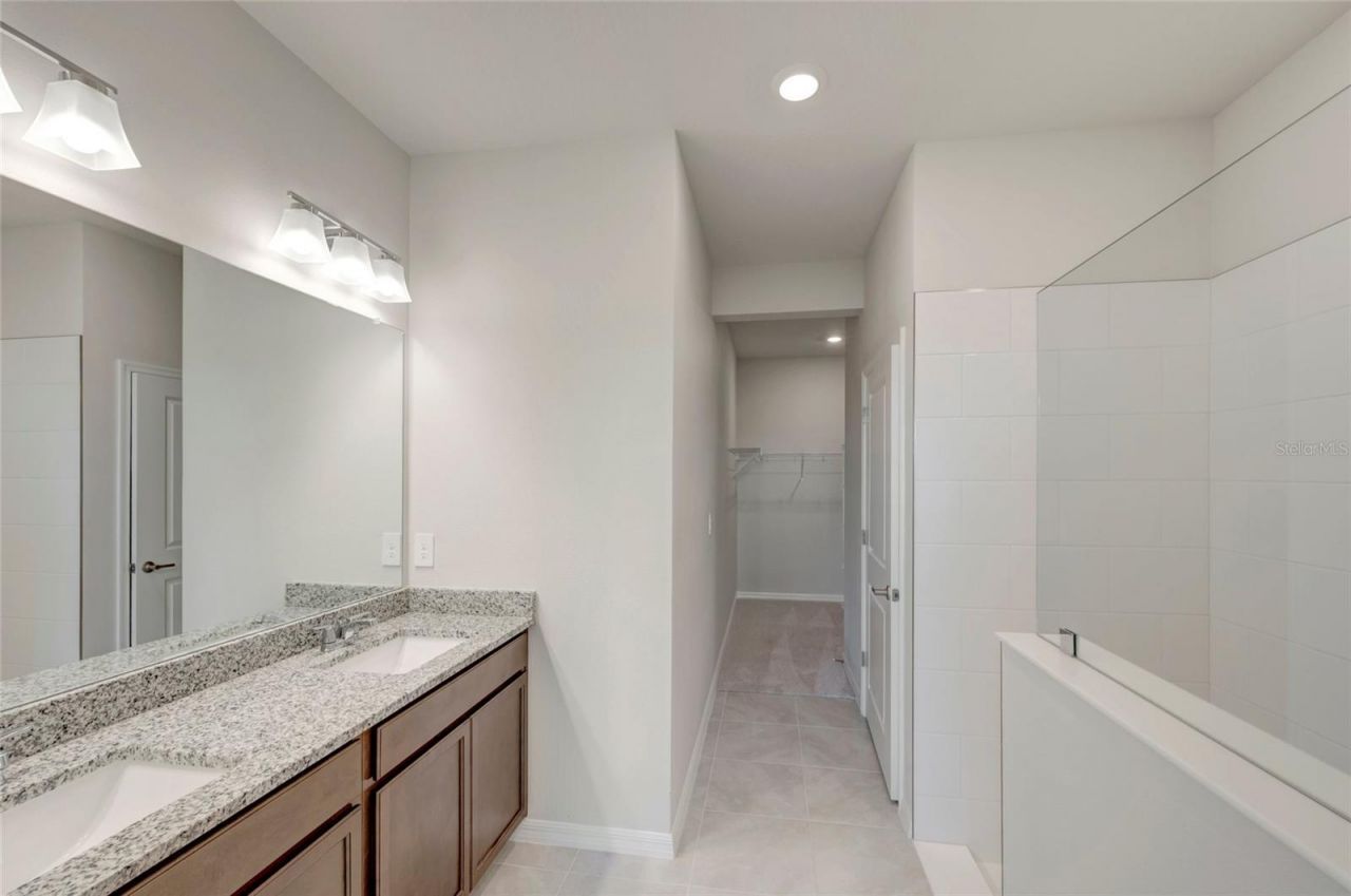 2820 Marrakesh Lane, Sarasota, FL 34234 Photo