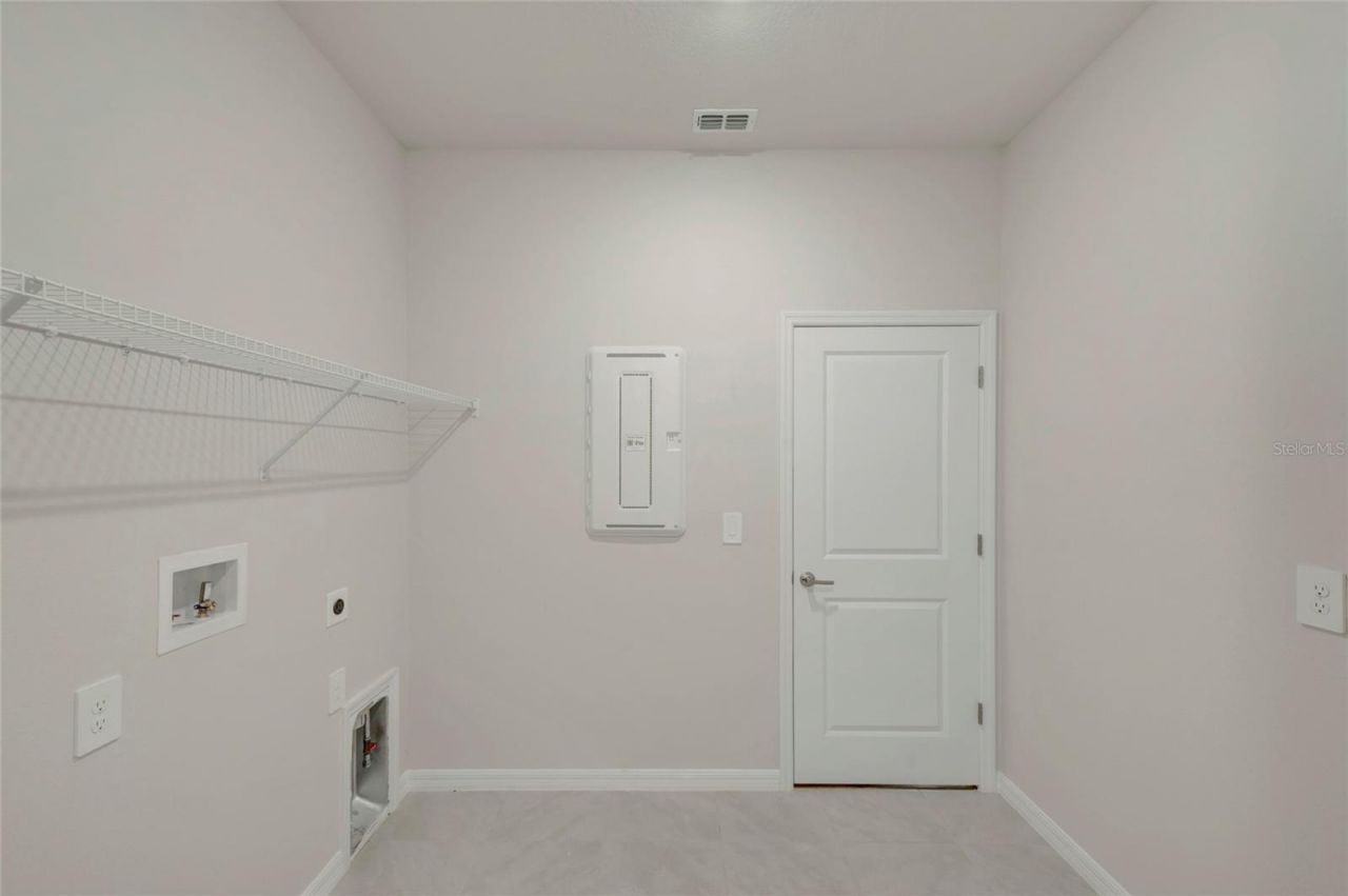 2820 Marrakesh Lane, Sarasota, FL 34234 Photo