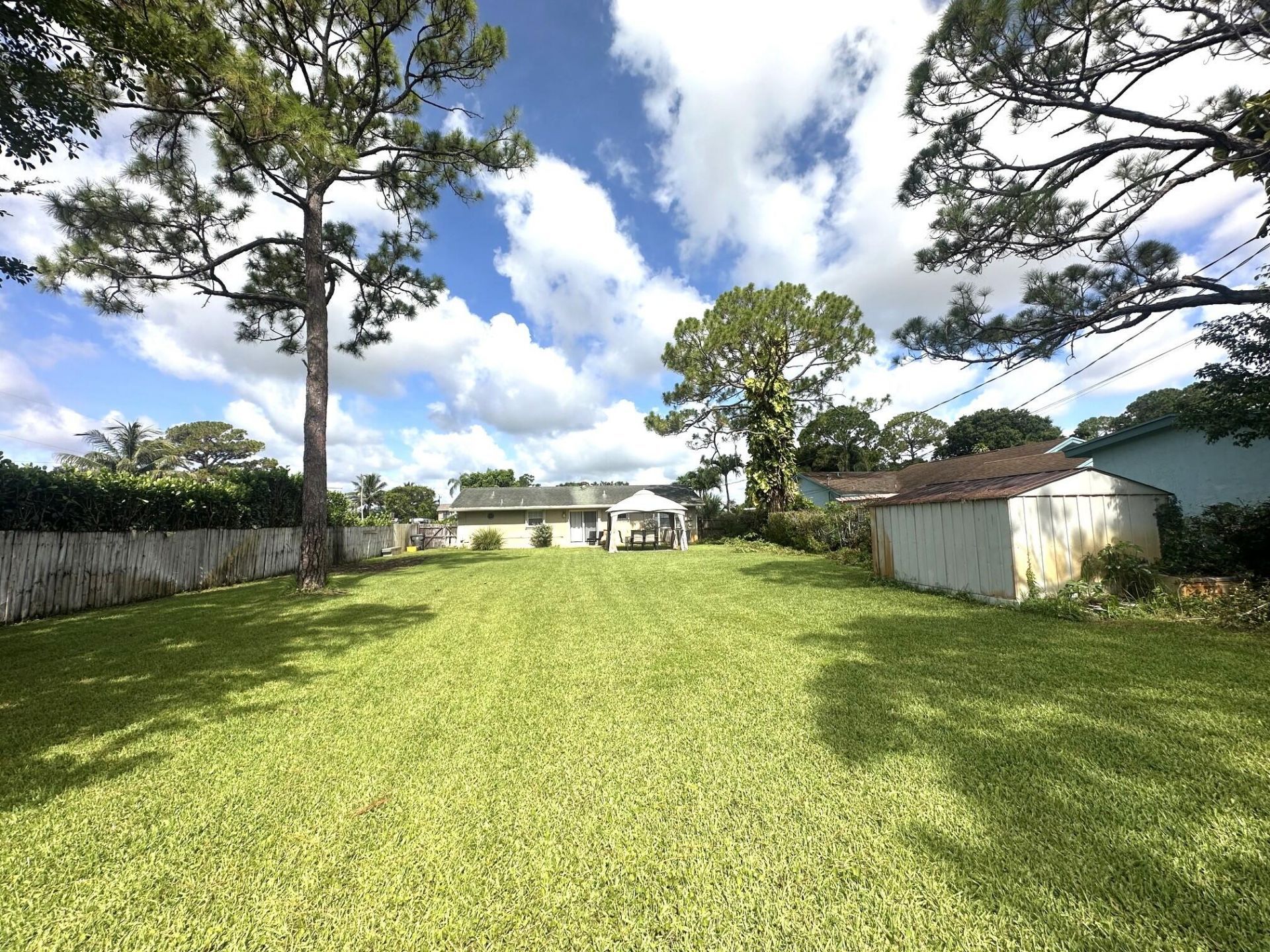 5586 3rd Road, Lake Worth, FL 33467 Photo