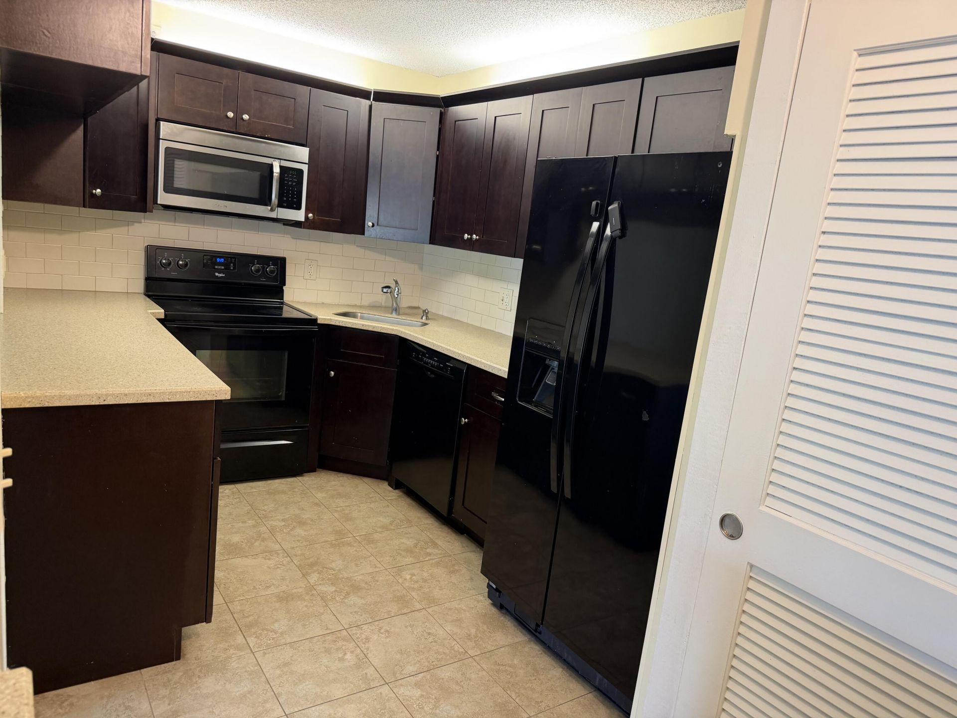 726 Sunny Pine Way, Unit B2, Greenacres, FL 33415 Photo