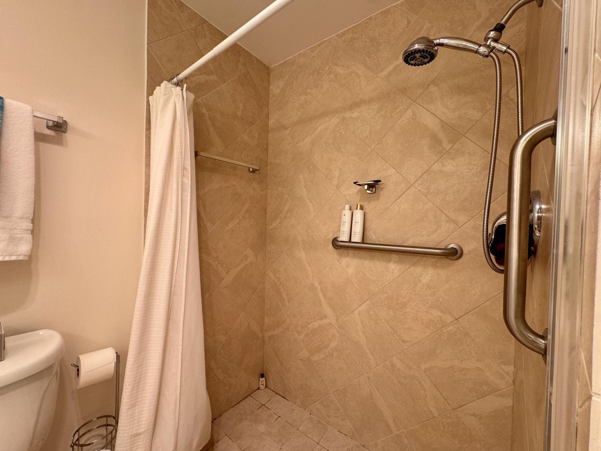 1252 Club Drive W, Unit D, Delray Beach, FL 33445 Photo