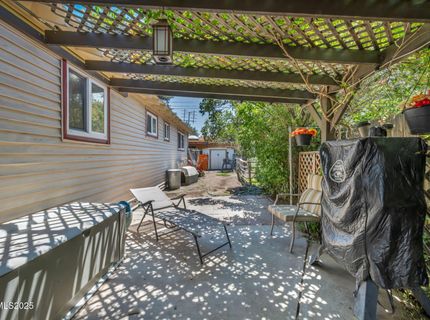 1852 Mountain Street, Carson City, NV 89703 Photo