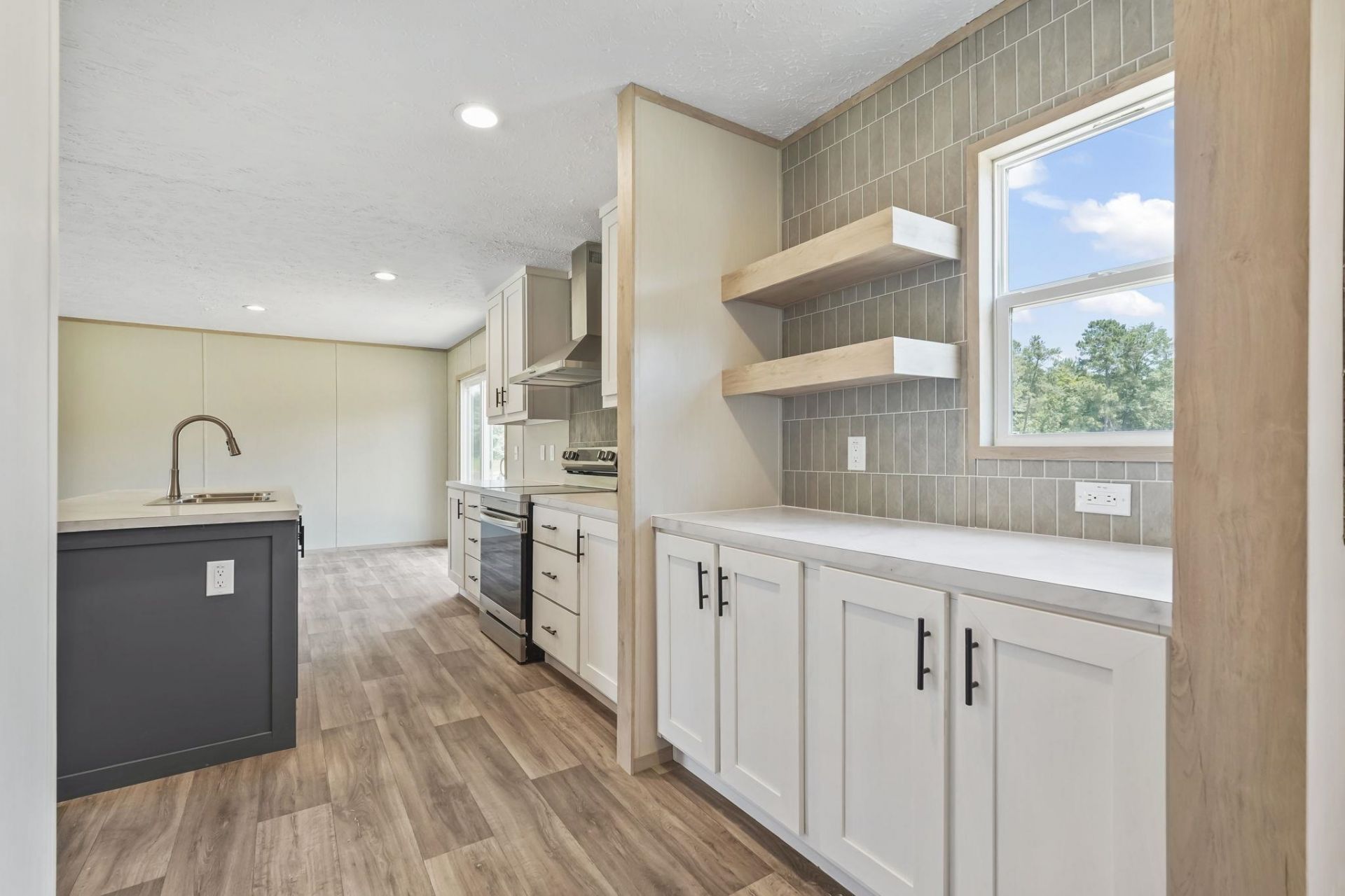 5601 Oak Grove Church Rd.  Photo 5