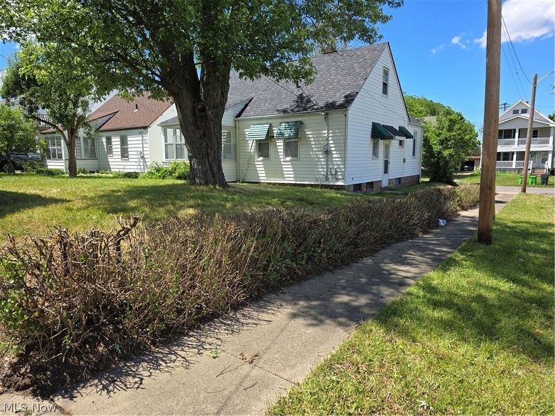 10312 Plymouth Avenue , Garfield Heights, OH 44125 Photo 28