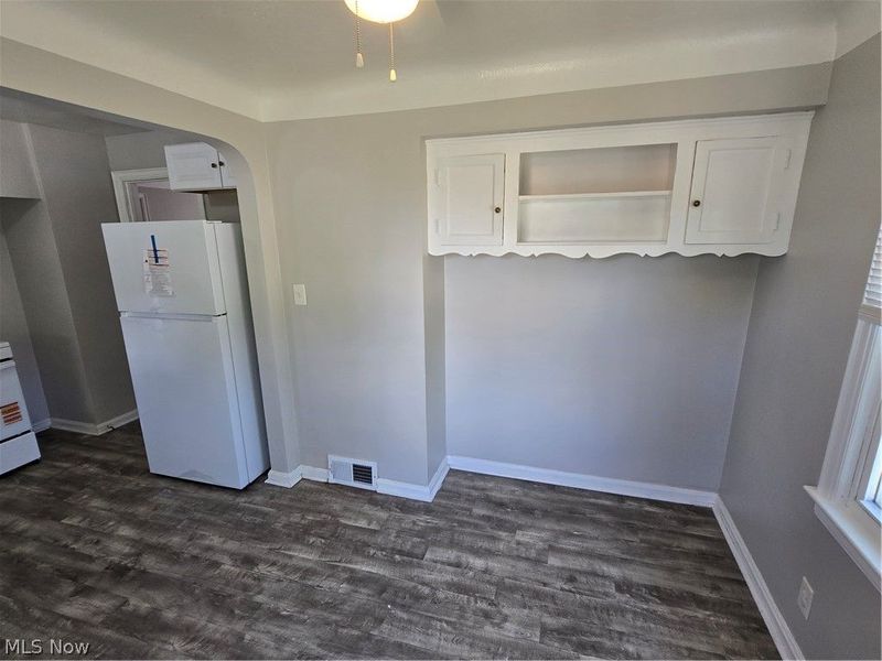 10312 Plymouth Avenue , Garfield Heights, OH 44125 Photo 5