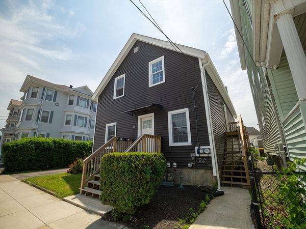 45 Lafayette St, Fall River, MA 02723