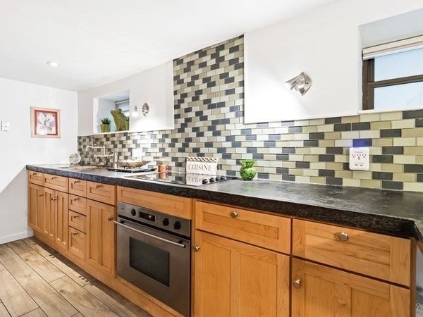 92 Green St, Unit 1, Boston, MA 02129