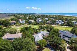 3560 Seaview Drive photo 4
