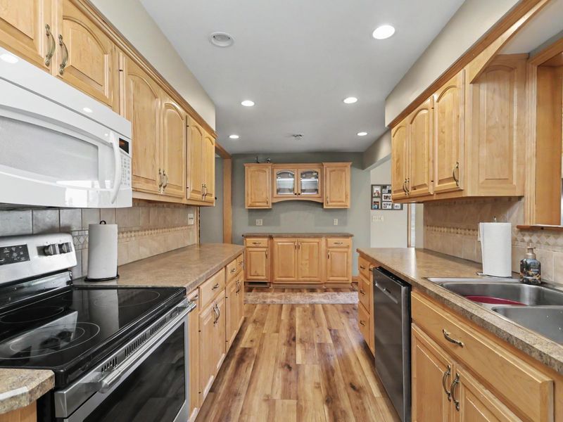 562 Fuhrer Avenue , Mansfield, OH 44904 Photo 8