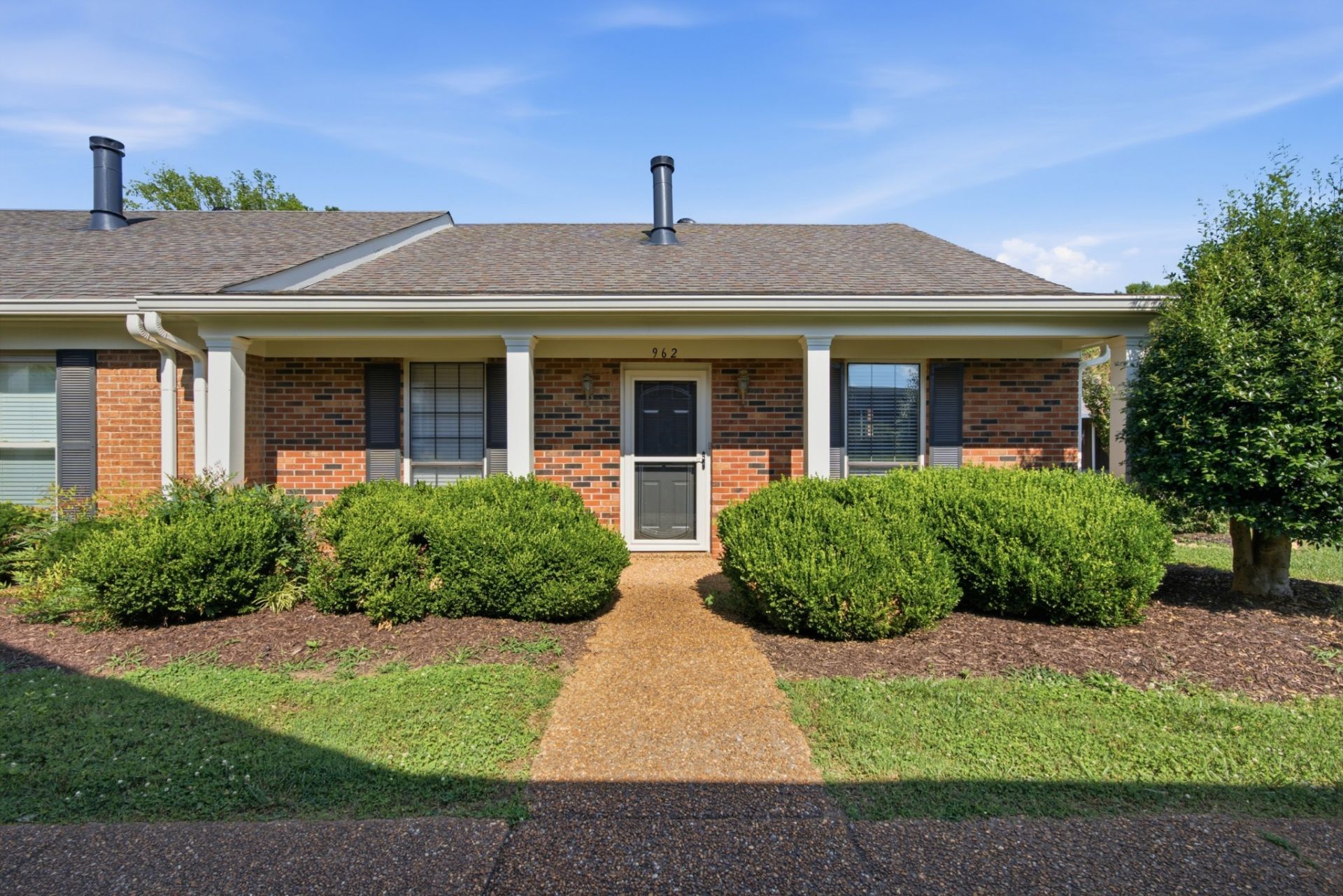 962 E Northfield Blvd, Murfreesboro, TN 37130 Main Photo