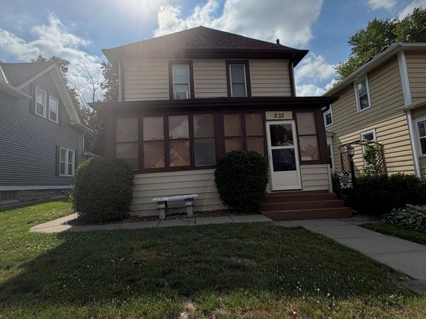 233 4th Avenue N, South Saint Paul, MN 55075