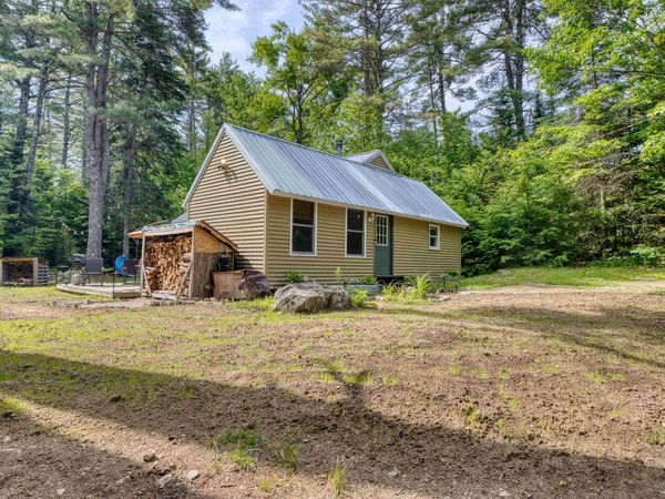 29 Gray Fox Road, Effingham, NH 03882