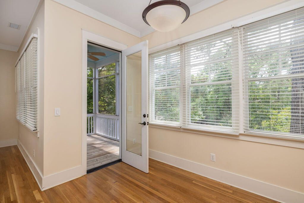 142 Wappoo Creek Drive Photo 15