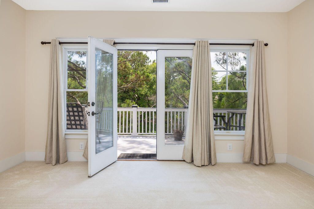 142 Wappoo Creek Drive Photo 22