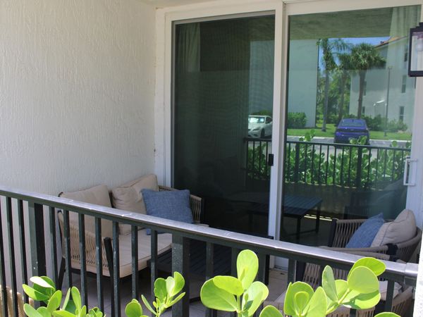 Boynton Beach, FL 33435
