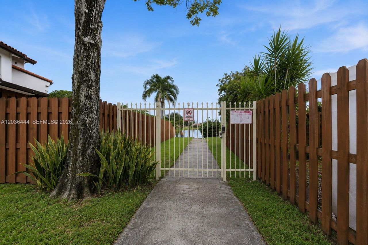 13263 SW 9th Ter, Miami, FL 33184 Photo