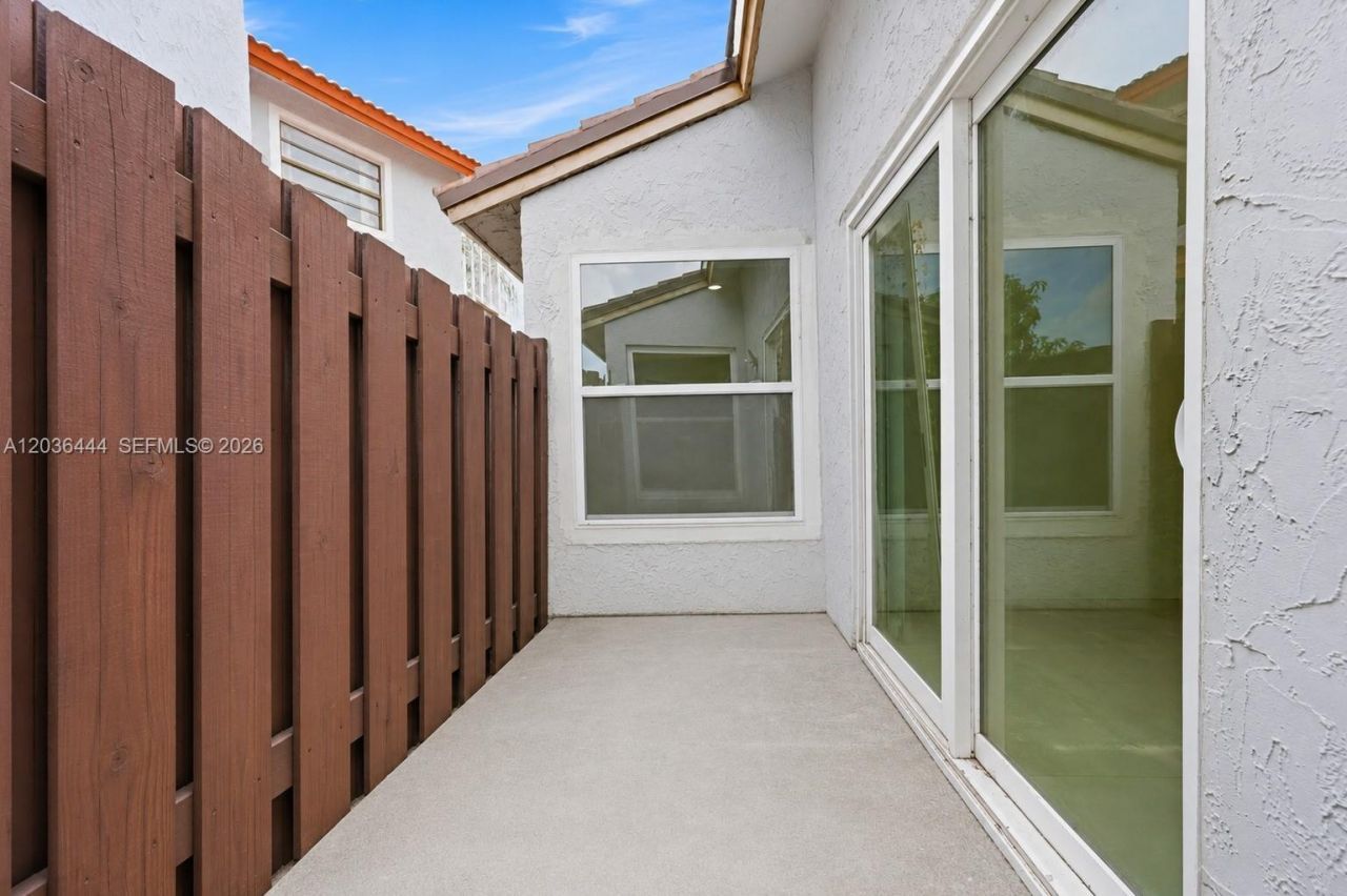 13263 SW 9th Ter, Miami, FL 33184 Photo