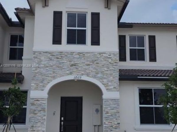 12113 NW 23rd Court , Miami, FL 33167