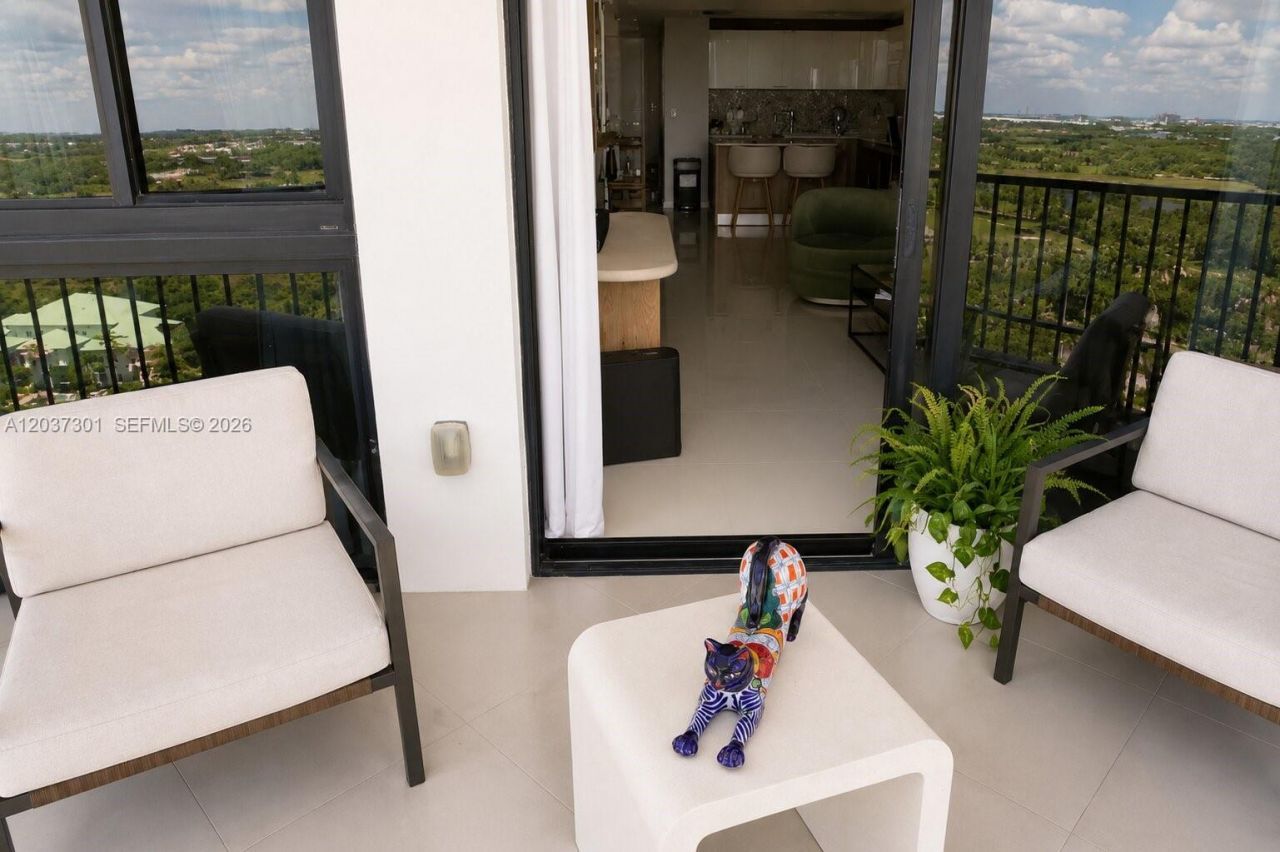 5300 Paseo Blvd , Unit 1510, Doral, FL 33166 Photo