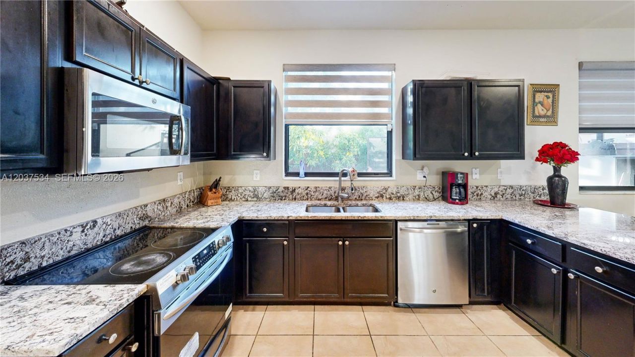 174 SE 35th Ave, Homestead, FL 33033 Photo