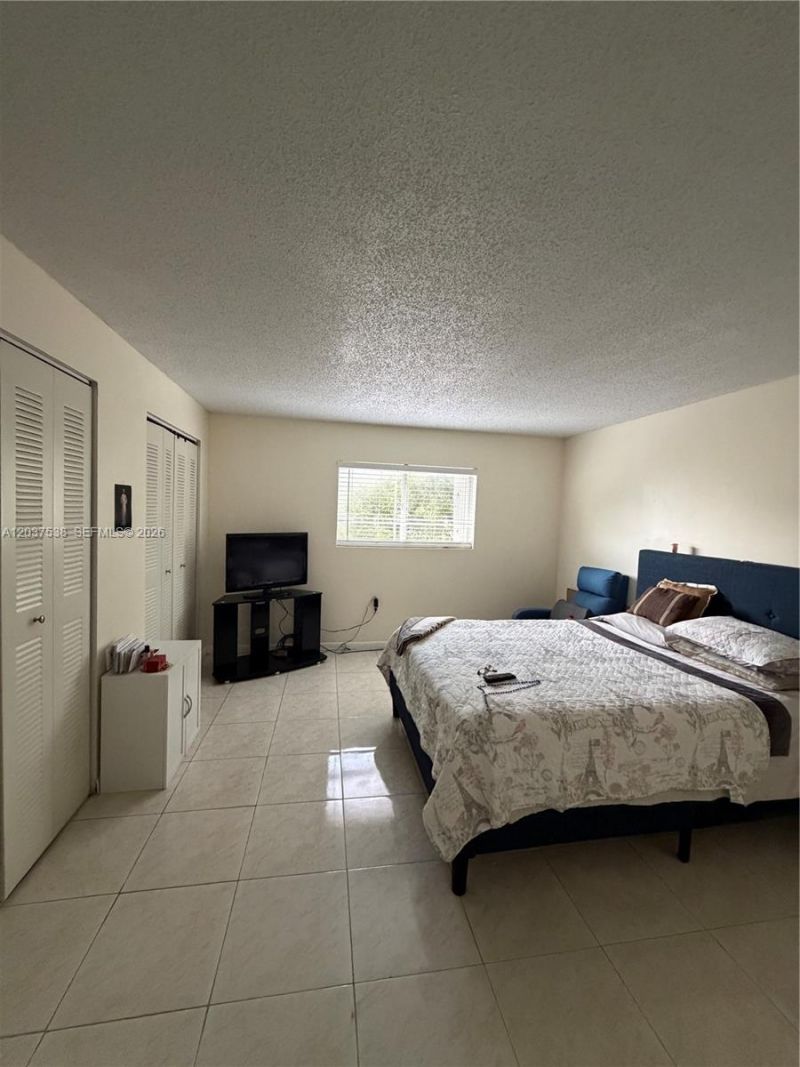 14902 SW 82nd Ln , Unit 13-205, Miami, FL 33193 Photo