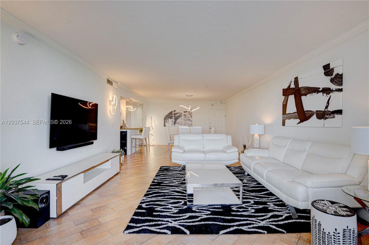 10350 W Bay Harbor Dr , Unit 4T, Bay Harbor Islands, FL 33154 Photo