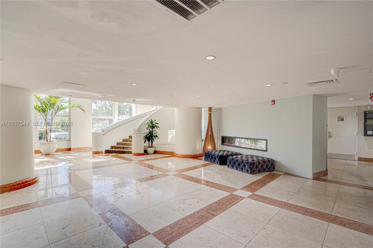 10350 W Bay Harbor Dr , Unit 4T, Bay Harbor Islands, FL 33154 Photo