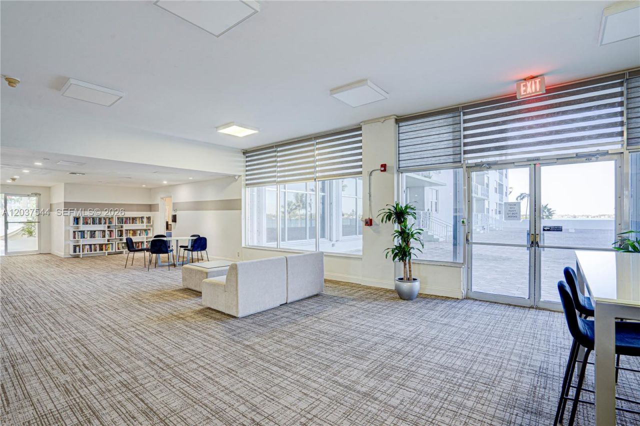 10350 W Bay Harbor Dr , Unit 4T, Bay Harbor Islands, FL 33154 Photo