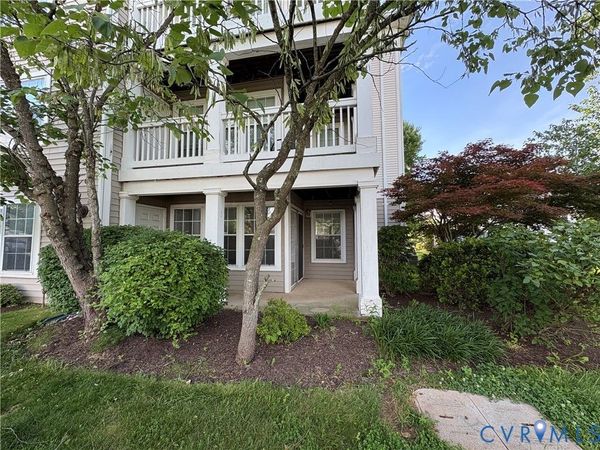 11020 Folksie Court, Unit 102, Manassas, VA 20109
