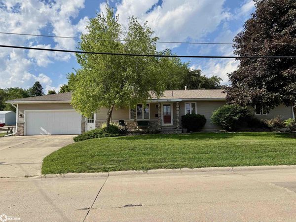 105 E Park Street, Forest City, IA 50436