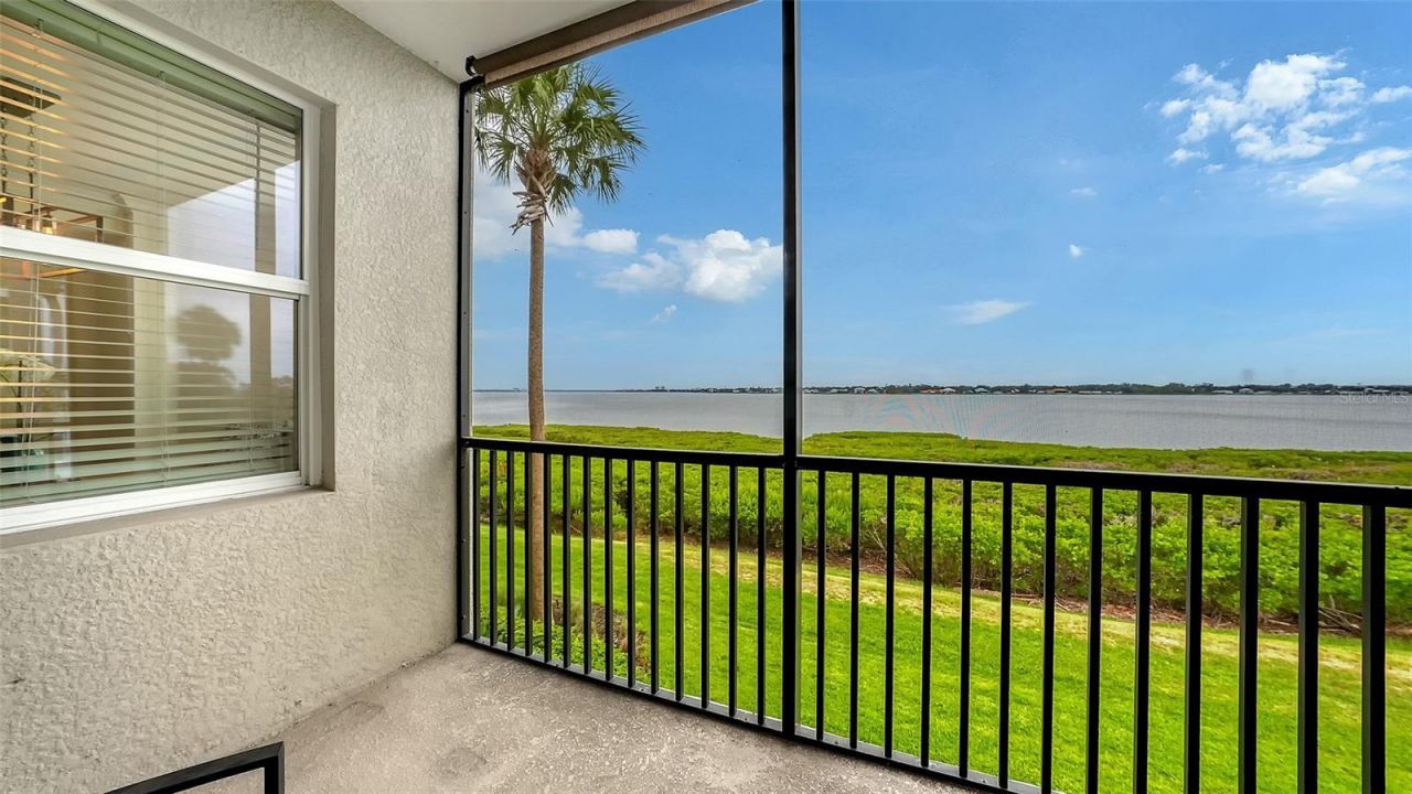 1020 Tidewater Shores Loop, Unit 207, Bradenton, FL 34208 Photo