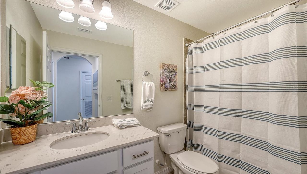 1020 Tidewater Shores Loop, Unit 207, Bradenton, FL 34208 Photo