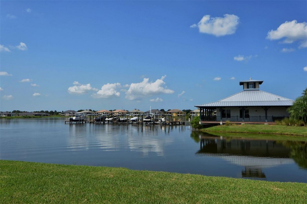 1020 Tidewater Shores Loop, Unit 207, Bradenton, FL 34208 Photo