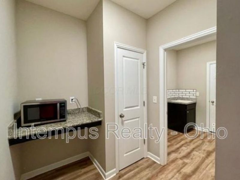 7311 Blackwell Drive, Sunbury, OH 43074 Photo 3