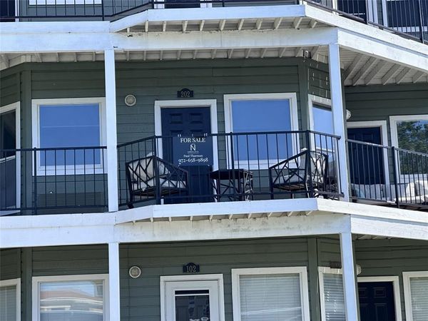 2164 Tanglewood Boulevard, Unit B202, Pottsboro, TX 75076
