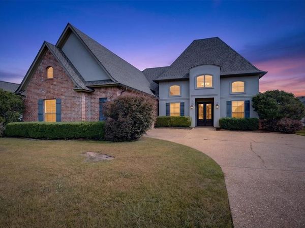 210 Poydras Avenue, Bossier City, LA 71111
