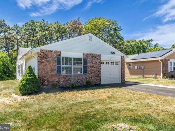 18 WHITECAP WAY, BRICK, NJ 08723